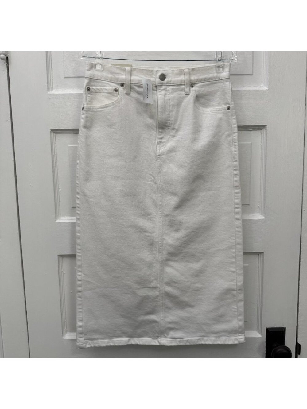 NWT Banana Republic Women’s 6 White Cotton Stretch Denim Midi Pencil Skirt